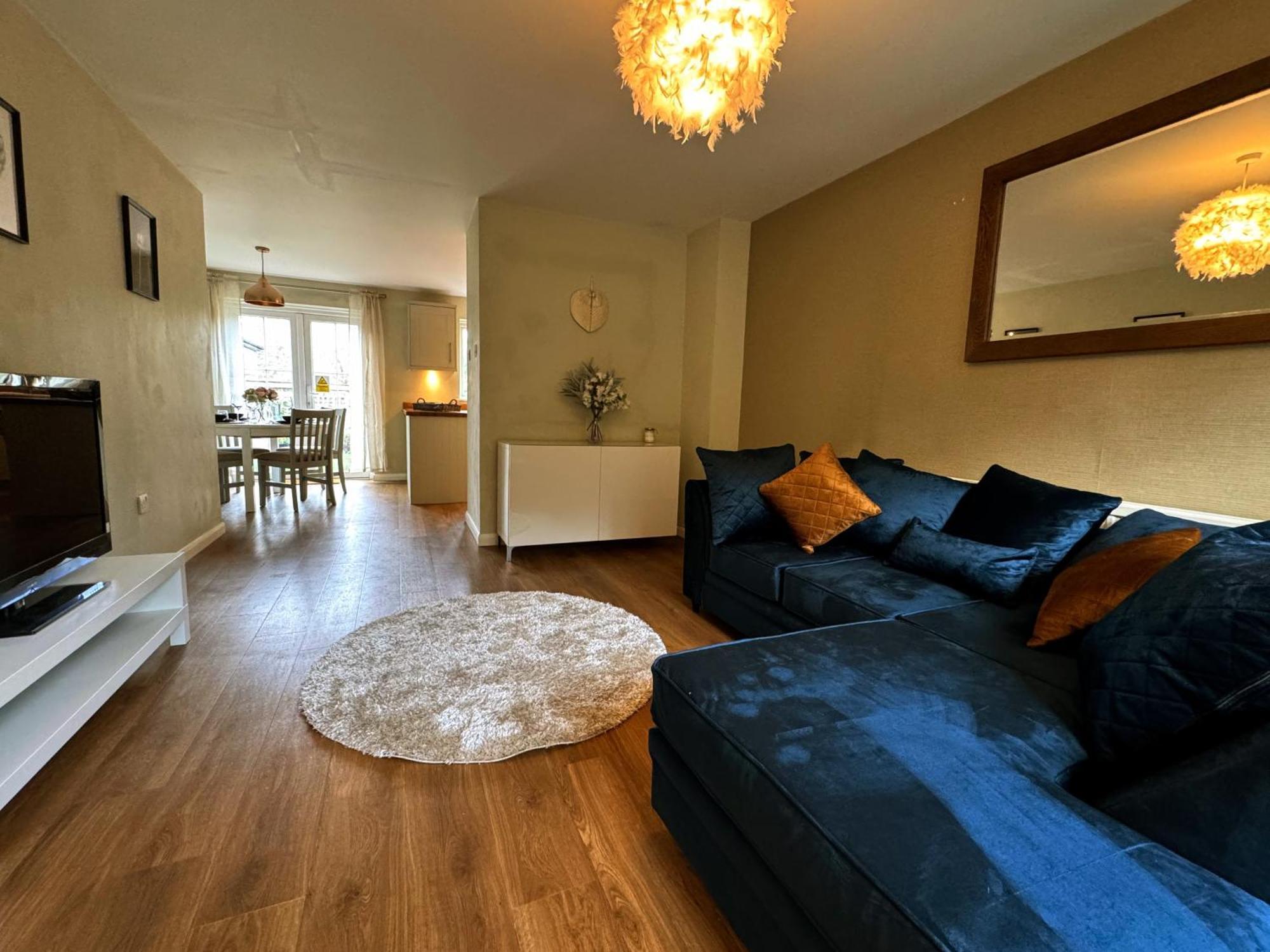 Chieveley Mews By Sarrochic Villa Sunningdale Ngoại thất bức ảnh